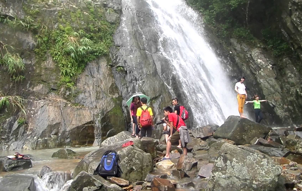 Thác Bạc Tam Đảo