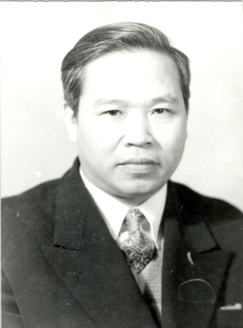 Nhà thơ Huy Cận