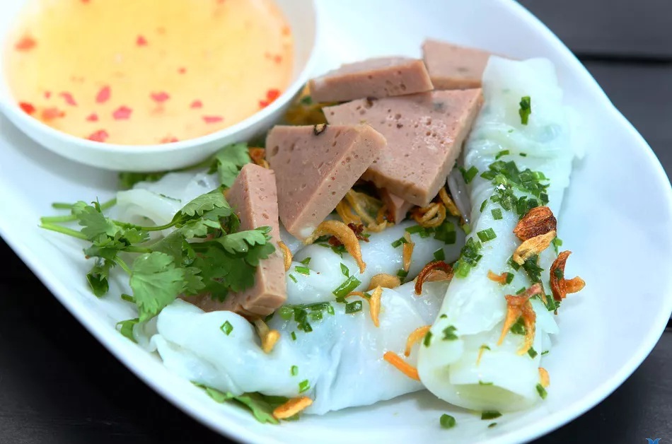 Bánh ướt chả bò Phú Yên