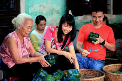 Bánh chưng Nhật Lệ