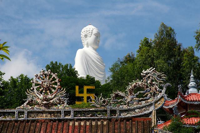 Chùa Long Sơn Nha Trang