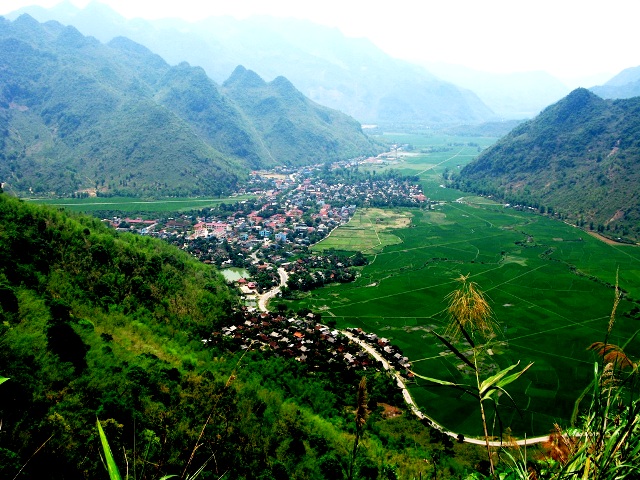 bản Lác Mai Châu