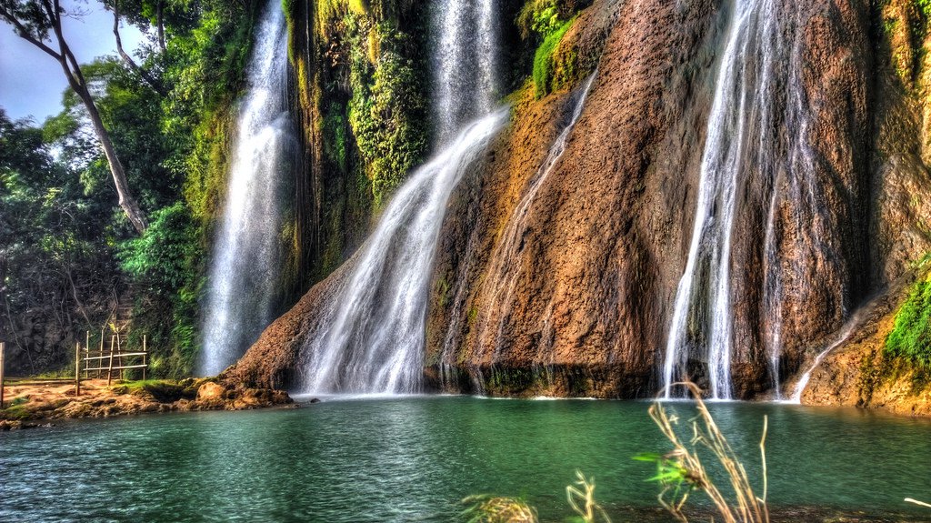 vẻ đẹp Thác Dải Yếm