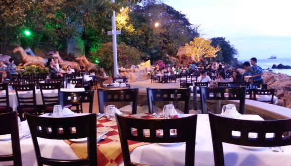 Quán Gành Hào view đẹp, đồ ngon