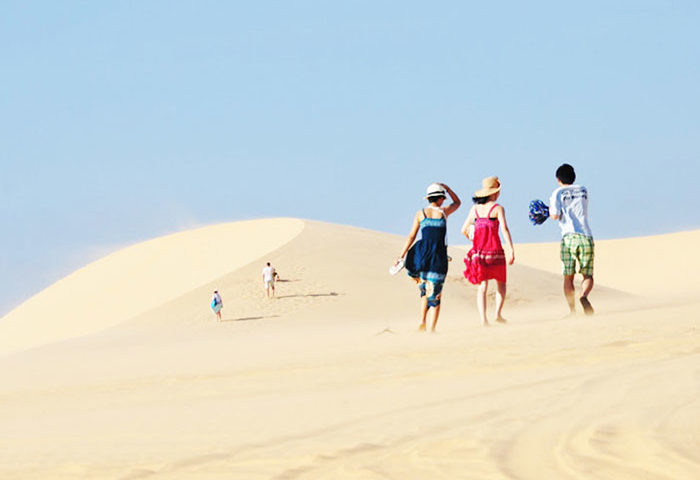 khám phá đồi cát bay Mũi Né 